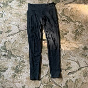 Women’s black leggings
